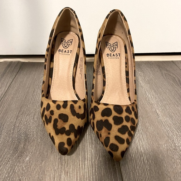 BEAST Fashion - Cheetah Print Heels - Picture 4 of 4